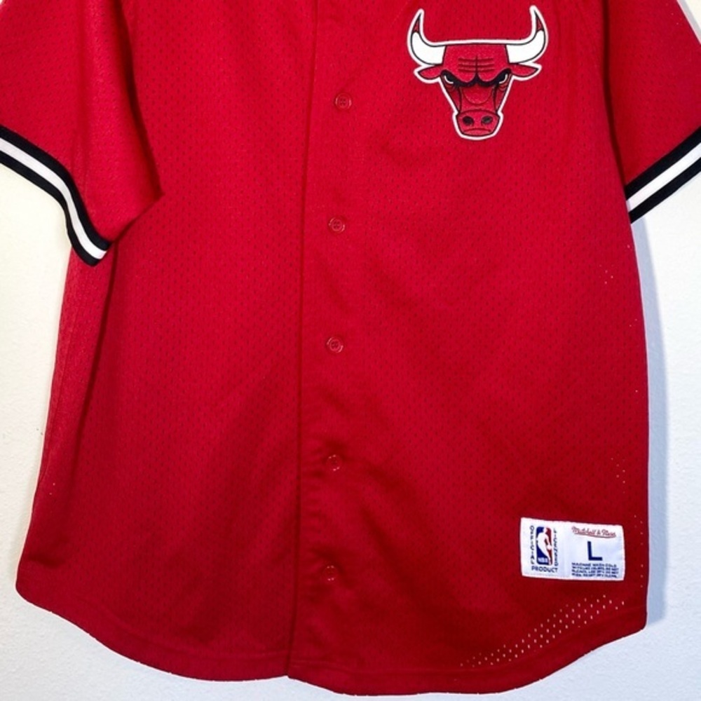 Chicago Bulls Jersey Button Up Mesh Basketball Mitchell & Ness NBA Shirt Patches - Picture 3 of 9